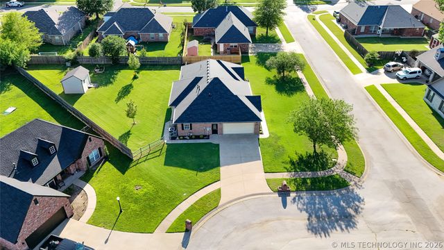 10688 E 142nd Court North N, Collinsville, OK 74021