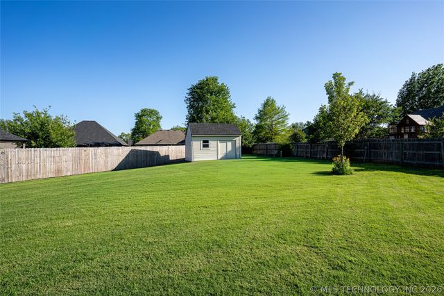 10688 E 142nd Court North N, Collinsville, OK 74021
