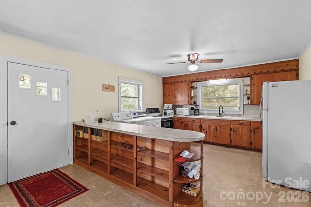 151 Bent Twig Drive, Statesville, NC 28677