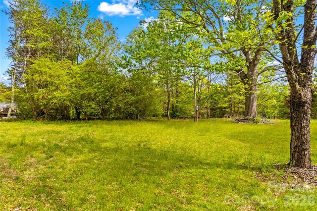 151 Bent Twig Drive, Statesville, NC 28677