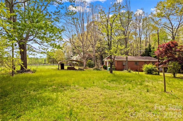 151 Bent Twig Drive, Statesville, NC 28677