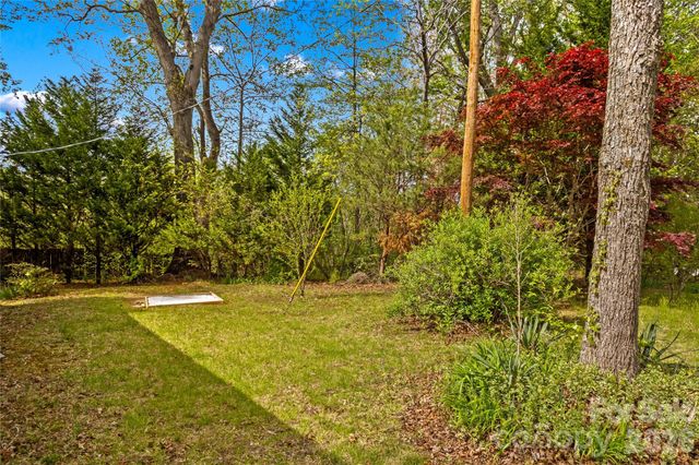 151 Bent Twig Drive, Statesville, NC 28677