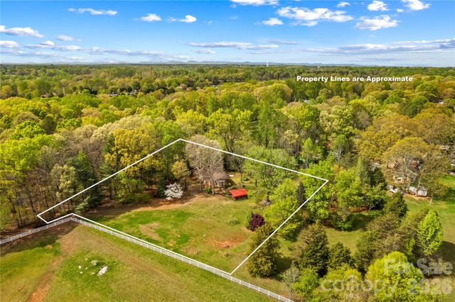 151 Bent Twig Drive, Statesville, NC 28677