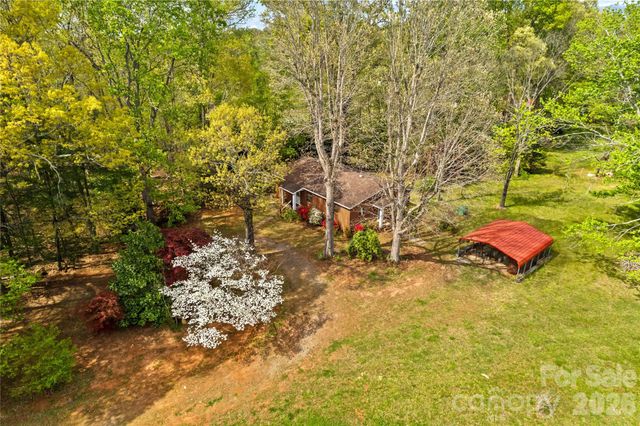 151 Bent Twig Drive, Statesville, NC 28677