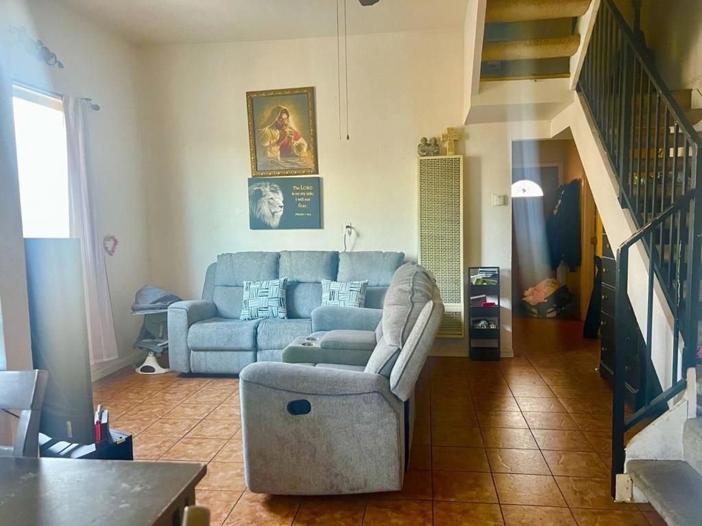 Image 3 of property listing at 639 Jackson Street, San Jose, CA 95112