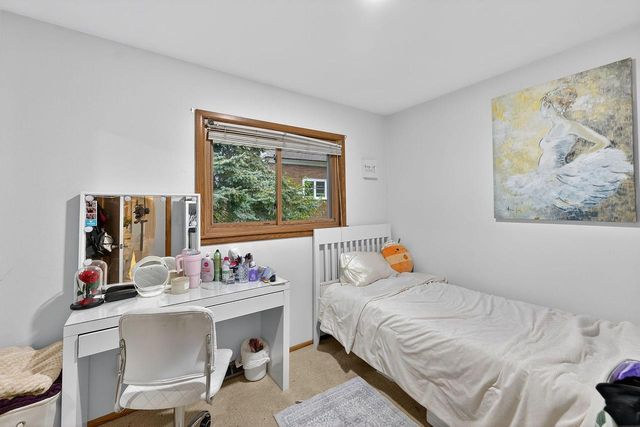 2139 E Leroy AVENUE, Saint Francis, WI 53235