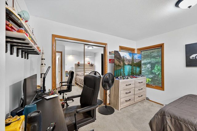 2139 E Leroy AVENUE, Saint Francis, WI 53235