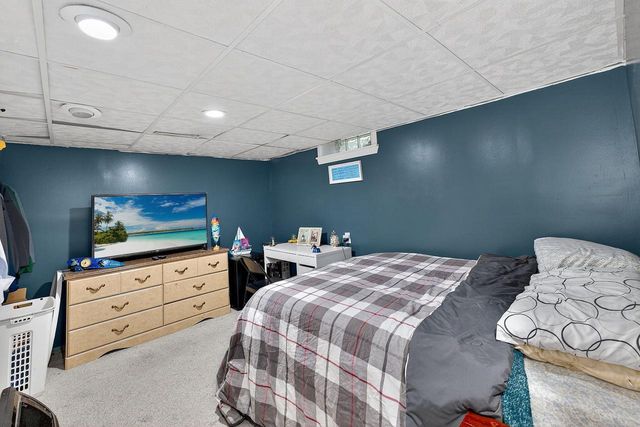 2139 E Leroy AVENUE, Saint Francis, WI 53235