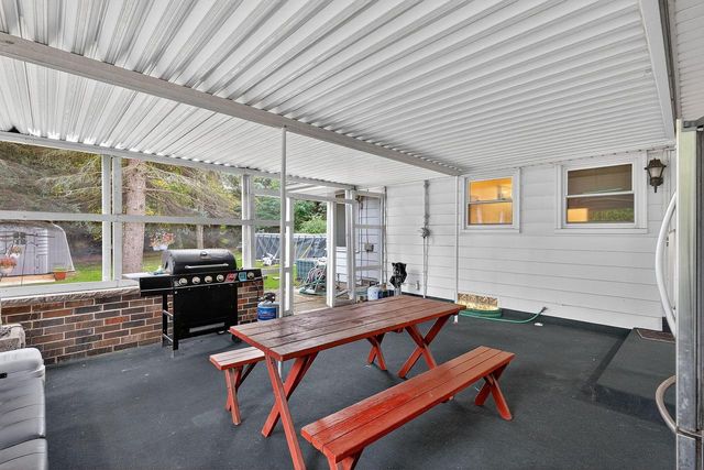 2139 E Leroy AVENUE, Saint Francis, WI 53235