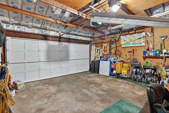 2139 E Leroy AVENUE, Saint Francis, WI 53235