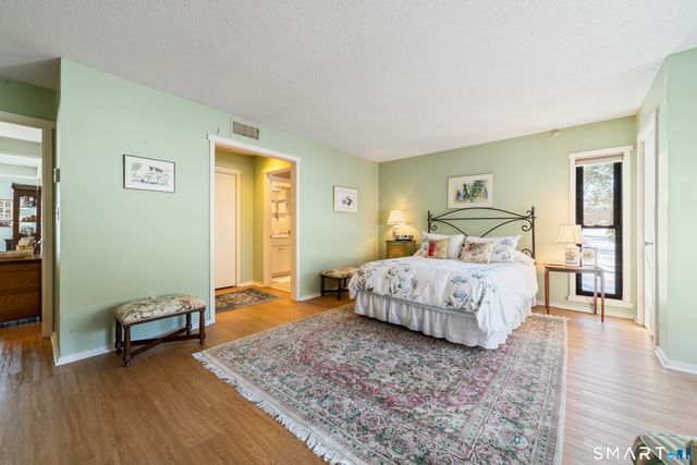 419 Heritage Village E, Southbury, CT 06488