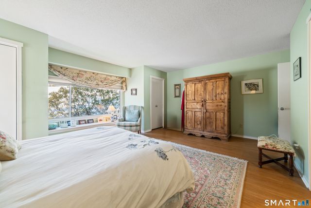 419 Heritage Village E, Southbury, CT 06488