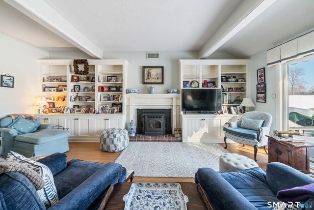 419 Heritage Village E, Southbury, CT 06488