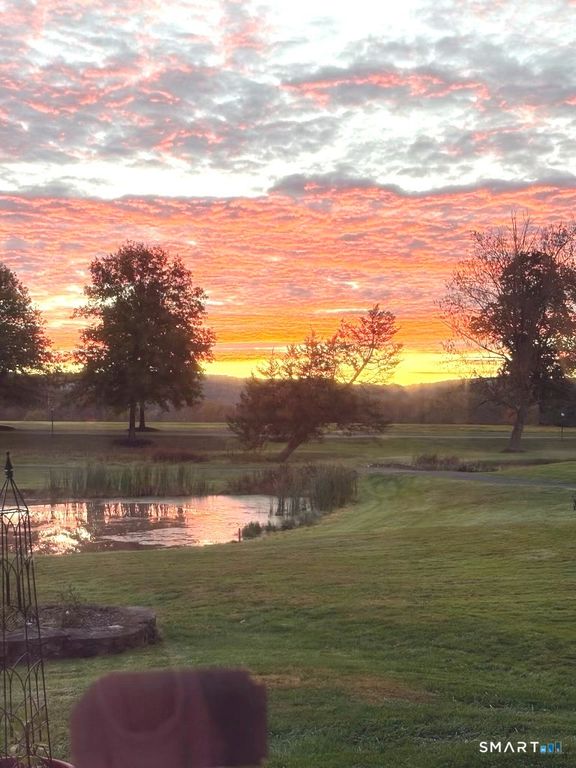 419 Heritage Village E, Southbury, CT 06488