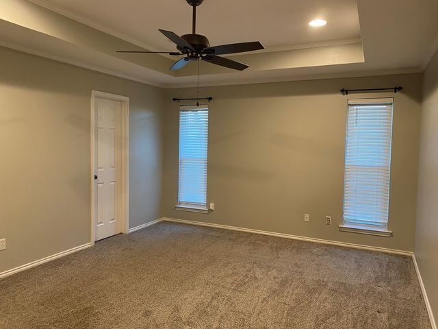 4618 Bishops Castle Dr, Midland, TX 79705