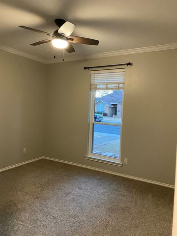 4618 Bishops Castle Dr, Midland, TX 79705