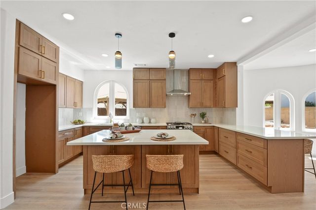 276 Cambria, Carson, CA 90745