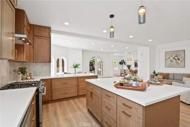 276 Cambria, Carson, CA 90745