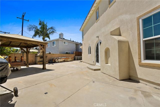 276 Cambria, Carson, CA 90745