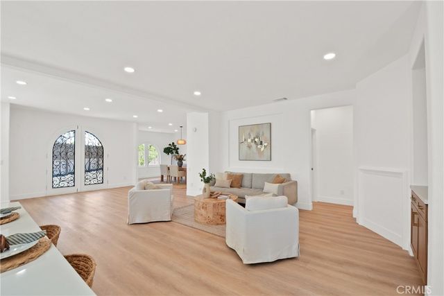 276 Cambria, Carson, CA 90745