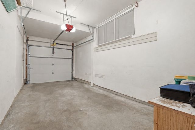 18071 Settlers Way, Eden Prairie, MN 55347