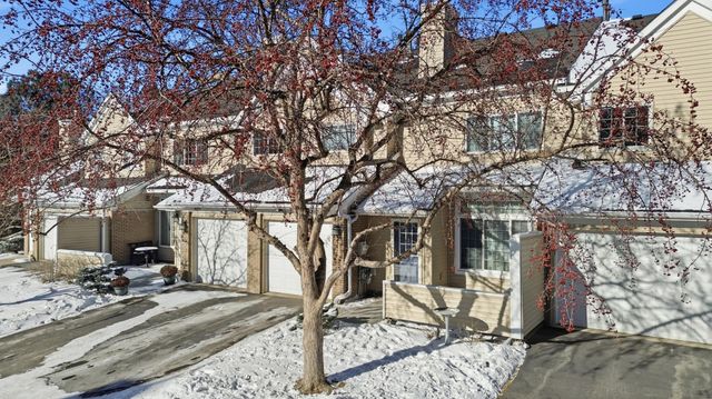 18071 Settlers Way, Eden Prairie, MN 55347