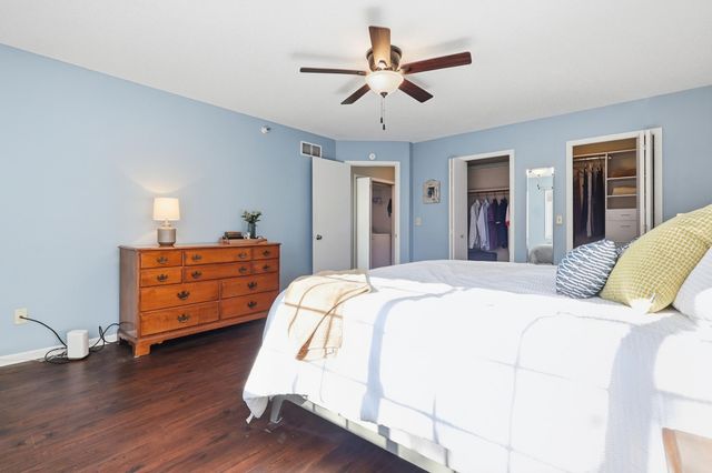 18071 Settlers Way, Eden Prairie, MN 55347