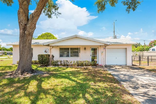 10833 111TH PLACE N, Seminole, FL 33778