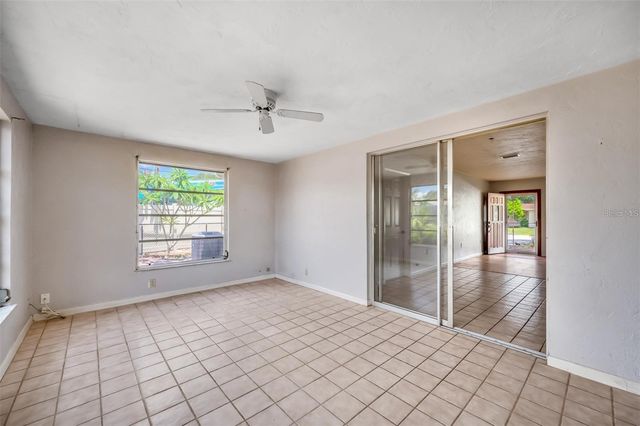 10833 111TH PLACE N, Seminole, FL 33778