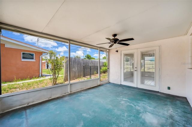 10833 111TH PLACE N, Seminole, FL 33778