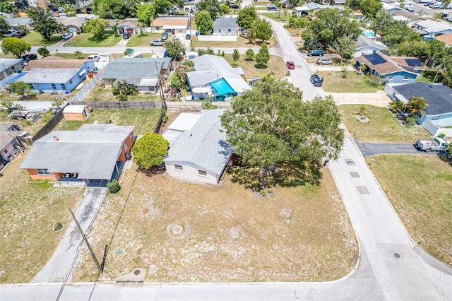 10833 111TH PLACE N, Seminole, FL 33778
