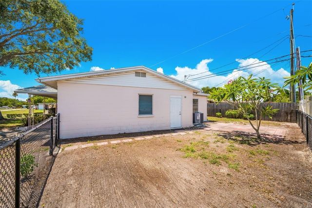 10833 111TH PLACE N, Seminole, FL 33778