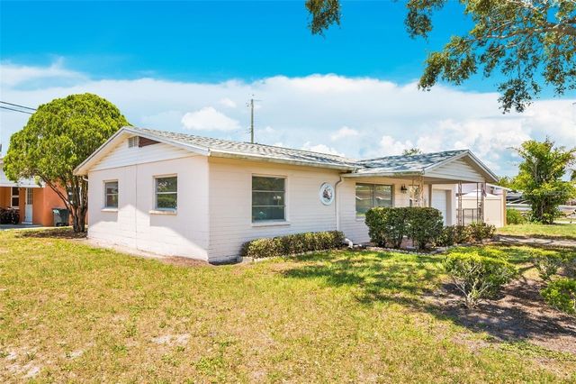 10833 111TH PLACE N, Seminole, FL 33778