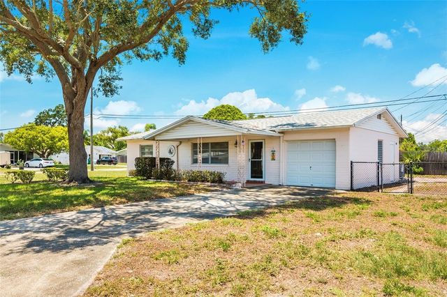 10833 111TH PLACE N, Seminole, FL 33778