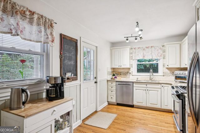 2588 Wood Trail Lane, Decatur, GA 30033