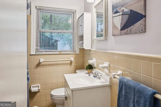 2588 Wood Trail Lane, Decatur, GA 30033