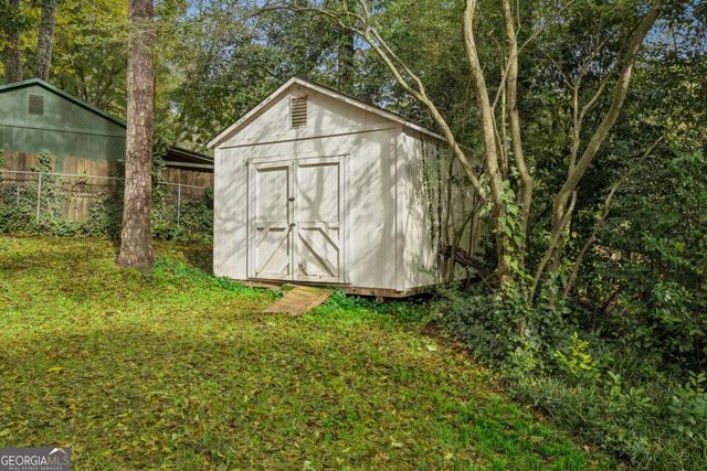 2588 Wood Trail Lane, Decatur, GA 30033