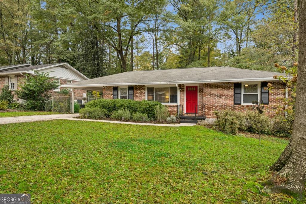 2588 Wood Trail Lane, Decatur, GA 30033