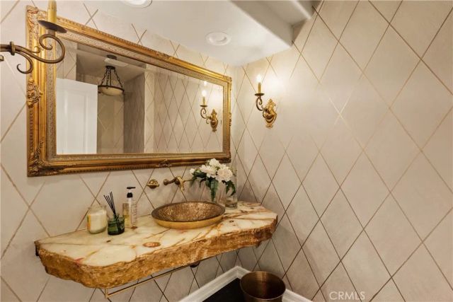 4909 Woodley Avenue, Encino, CA 91436