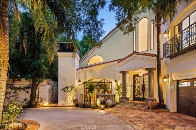 4909 Woodley Avenue, Encino, CA 91436
