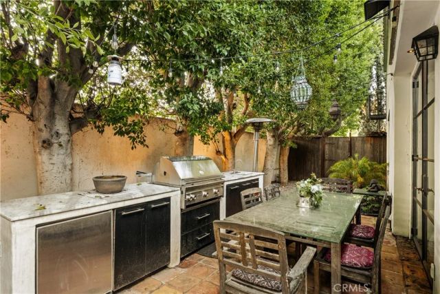 4909 Woodley Avenue, Encino, CA 91436
