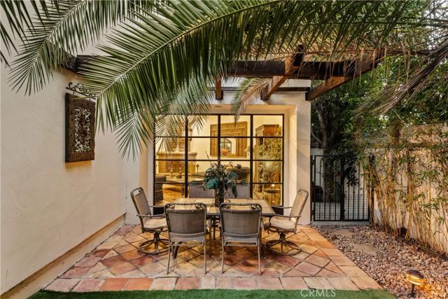 4909 Woodley Avenue, Encino, CA 91436