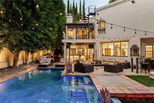 4909 Woodley Avenue, Encino, CA 91436