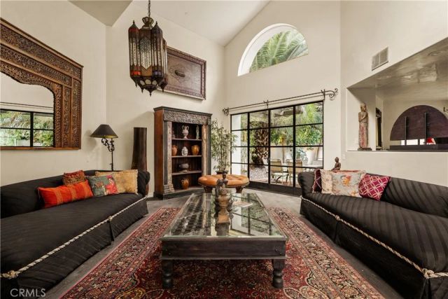 4909 Woodley Avenue, Encino, CA 91436