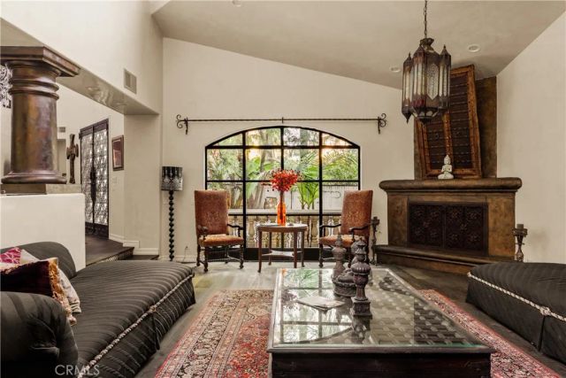 4909 Woodley Avenue, Encino, CA 91436