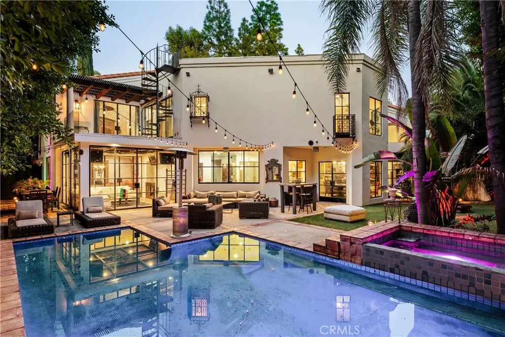 4909 Woodley Avenue, Encino, CA 91436
