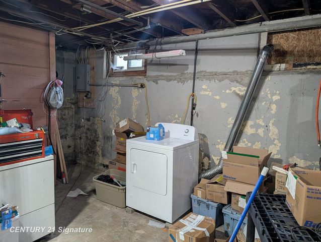 2300 Bagley Street, Flint, MI 48504