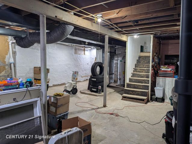 2300 Bagley Street, Flint, MI 48504