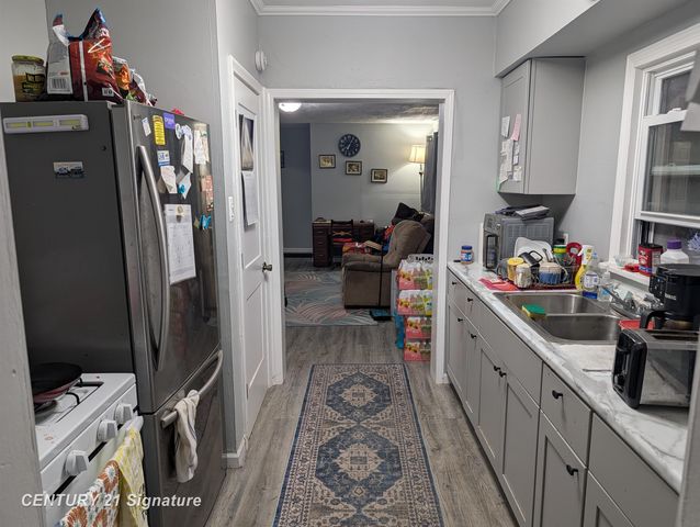 2300 Bagley Street, Flint, MI 48504
