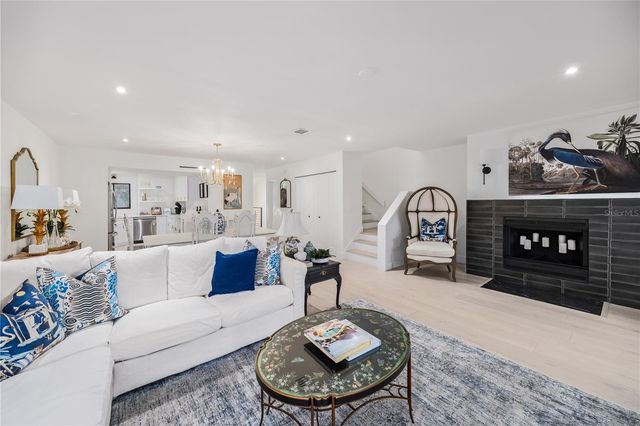 568 S OSCEOLA AVENUE 15, Orlando, FL 32801